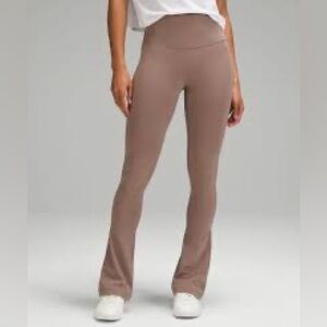 Lululemon Align mini flares 32” taupetastic size 6 LIKE NEW